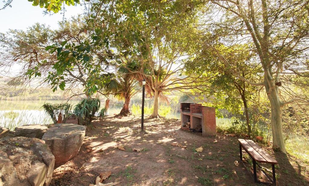 Rain Farm Game Lodge Umhlali Bagian luar foto